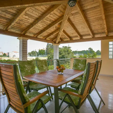 Holiday Cera Tatil Evi Vodnjan