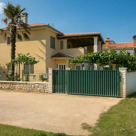 Tatil Evi Holiday Cera