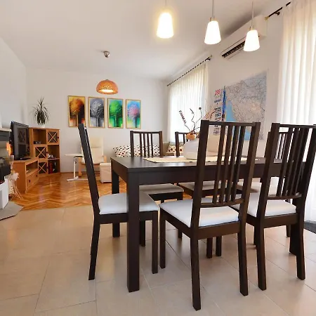 Tatil Evi Holiday Cera